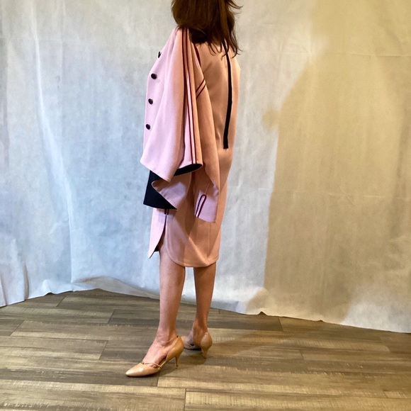 NWOT! MARNI 2 PC. PINK DRESS & BLZR. GREAT 3-SEASON SUIT. Maroon & Black Piping. - Picture 5 of 16